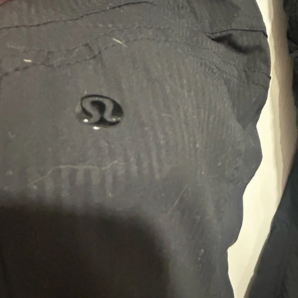 Lululemon Athletica Men’s‎ Black Cargo Pants Tapered Design